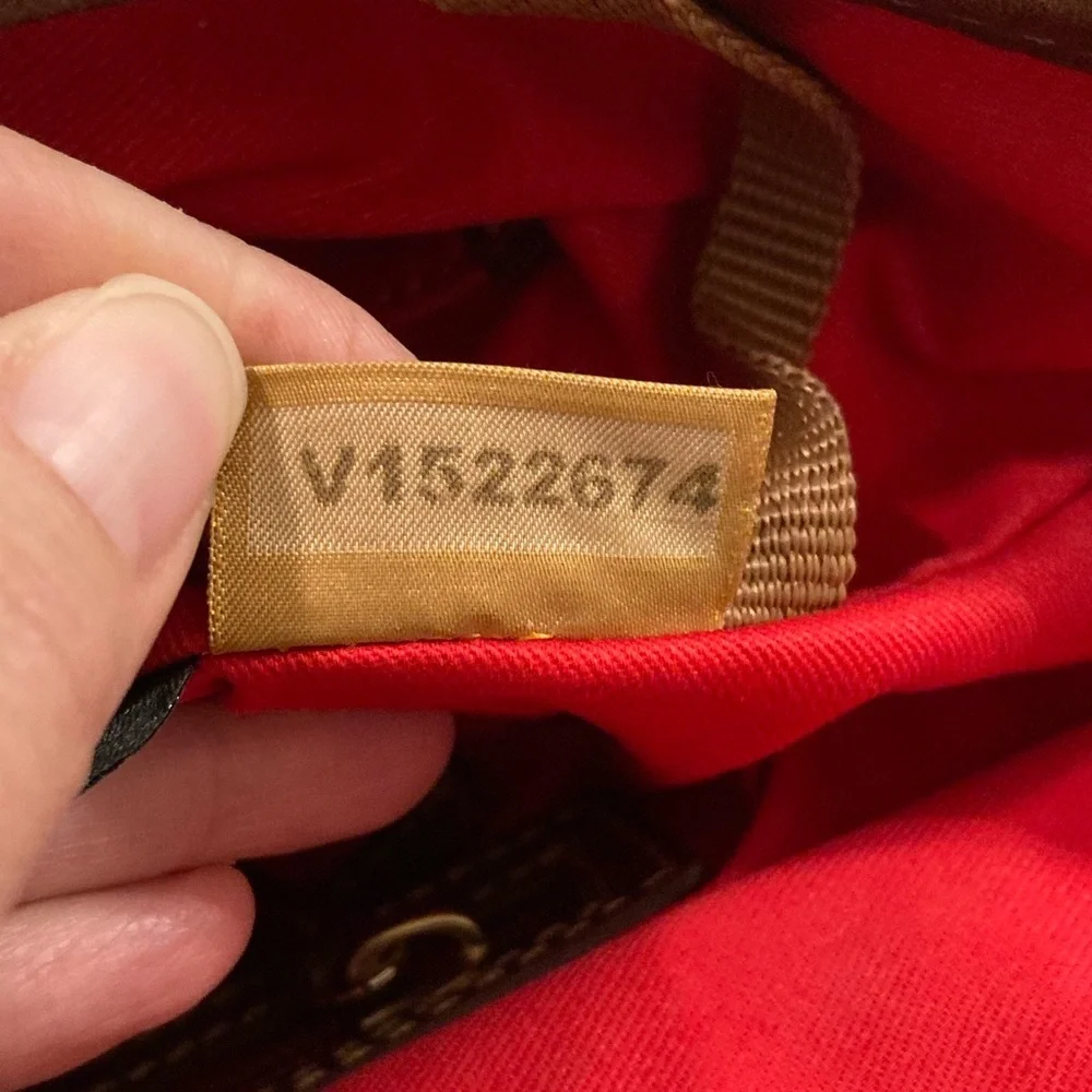 Dooney & Bourke Florentine Leather Large Dottie Crossbody Chestnut/Brown - Picture 14 of 16